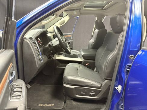 Used 2015 RAM 1500 Laramie w/ Convenience Group AWD/4WD image 26