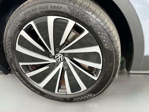 Used 2023 Volkswagen ID.4 Pro S Plus AWD/4WD image 32