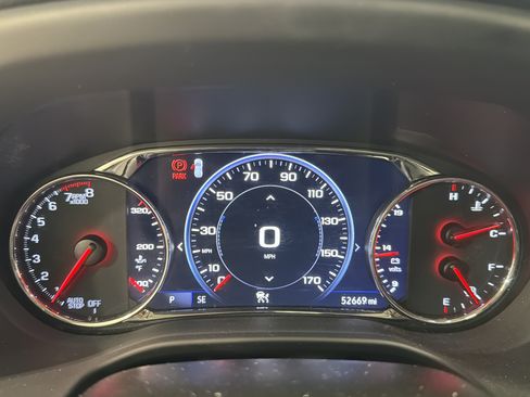 Used 2021 GMC Acadia Denali w/ Denali Technology Package FWD image 17