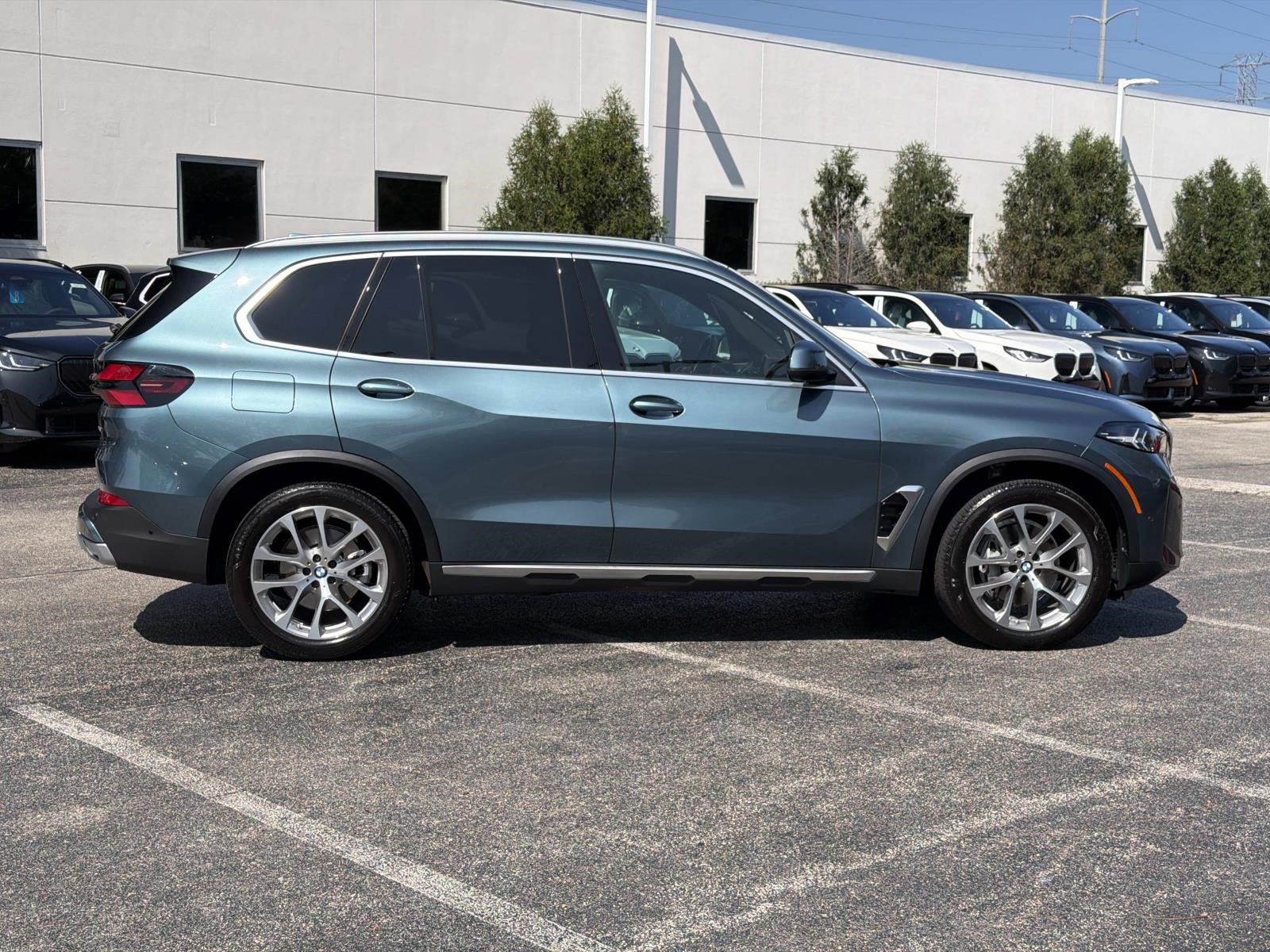 Certified 2024 BMW X5 xDrive40i AWD/4WD image 8