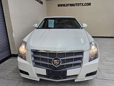 Used 2010 Cadillac CTS Luxury image 3