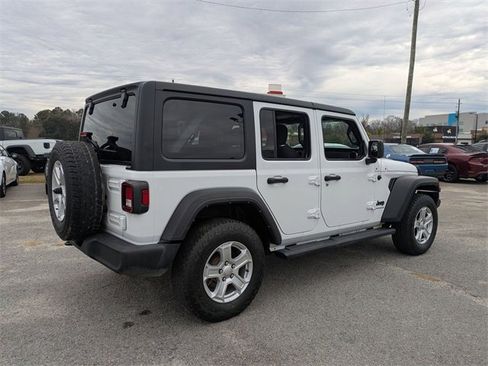 Used 2023 Jeep Wrangler Sport S image 3
