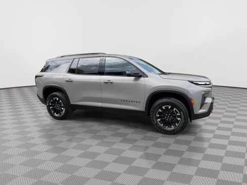New 2026 Chevrolet Traverse Z71 w/ Enhanced Driving Package AWD/4WD image 9