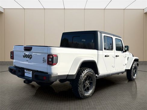 Certified 2024 Jeep Gladiator Sport image 5