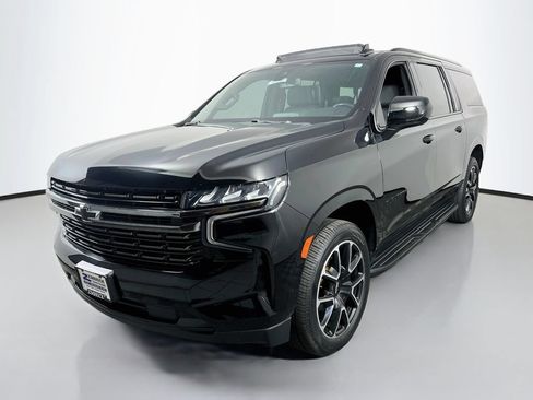 Certified 2021 Chevrolet Suburban RST w/ Rear Media and Nav Package AWD/4WD image 3