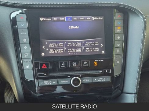 Used 2019 INFINITI QX50 Luxe w/ Navigation Package AWD/4WD image 24