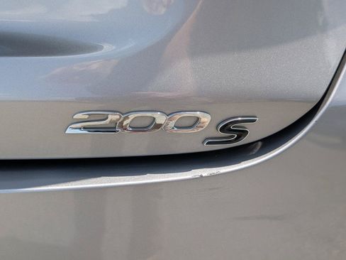 Used 2015 Chrysler 200 S w/ Comfort Group FWD image 6