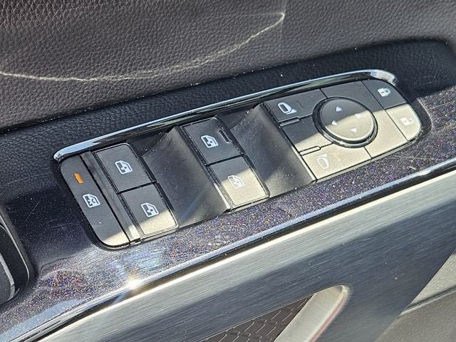 Used 2024 Nissan Pathfinder SL w/ SL Premium Package FWD image 36