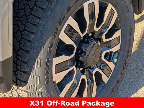 New 2026 GMC Sierra 2500 Denali Ultimate image 10