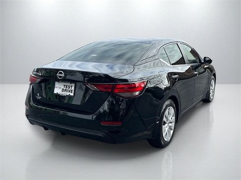 Used 2024 Nissan Sentra S image 7