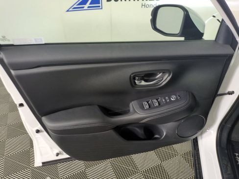 New 2027 Honda HR-V EX-L image 10
