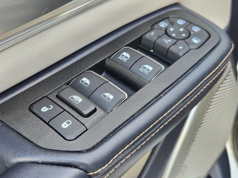 Used 2025 RAM 1500 Tungsten w/ Off Road Group AWD/4WD image 12