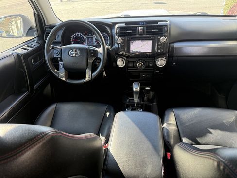 Used 2017 Toyota 4Runner TRD Off-Road Premium image 17