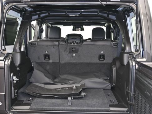 New 2026 Jeep Wrangler Unlimited Sahara image 23