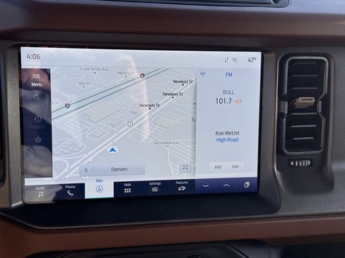 Used 2024 Ford Bronco Outer Banks image 26