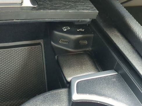 Used 2022 Mercedes-Benz GLE 350 image 27