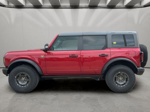 New 2025 Ford Bronco Badlands AWD/4WD image 2