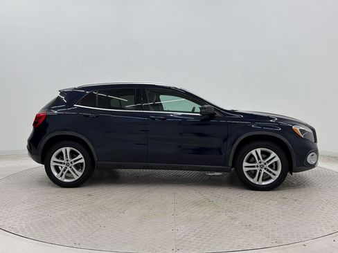 Used 2019 Mercedes-Benz GLA 250 4MATIC image 8