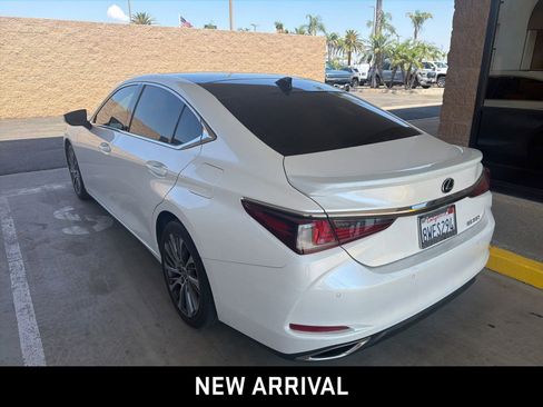 Used 2021 Lexus ES 350 w/ Premium Package FWD image 6