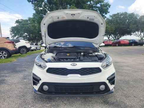 Used 2020 Kia Forte LXS FWD image 11
