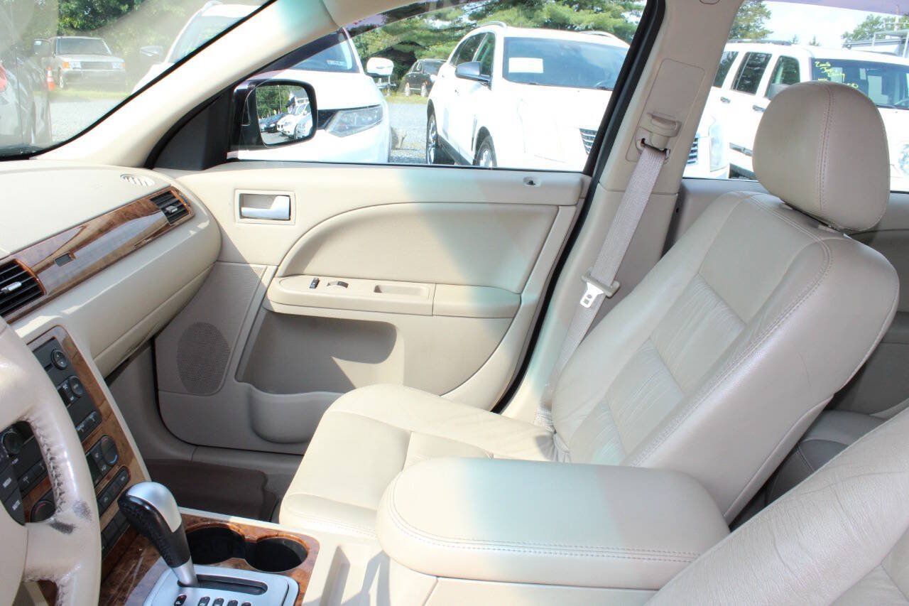Used 2006 Ford Five Hundred Limited AWD/4WD image 14