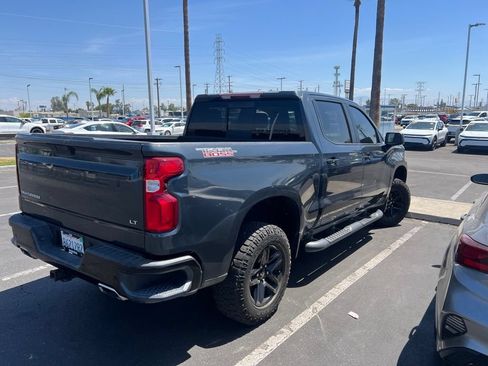 Used 2019 Chevrolet Silverado 1500 LT Trail Boss AWD/4WD image 28