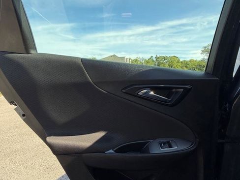 Used 2021 Chevrolet Malibu LT image 11