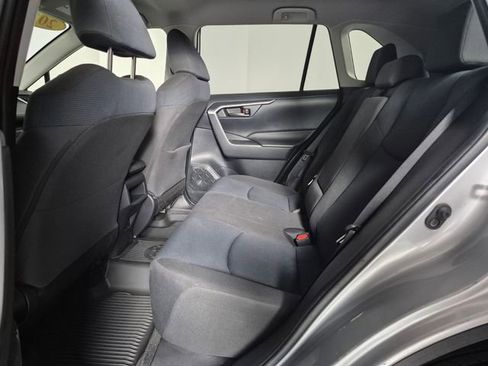 Certified 2020 Toyota RAV4 LE FWD image 28