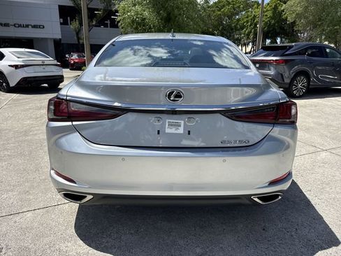 Used 2025 Lexus ES 350 w/ Premium Package FWD image 24