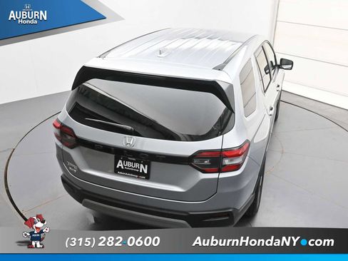 Used 2024 Honda Pilot EX-L image 32