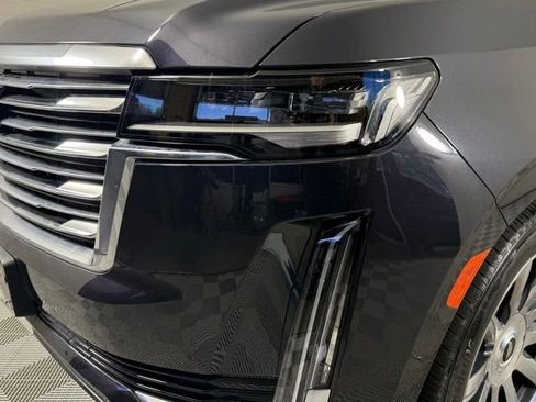 Certified 2024 Cadillac Escalade ESV Premium Luxury Platinum AWD/4WD image 10