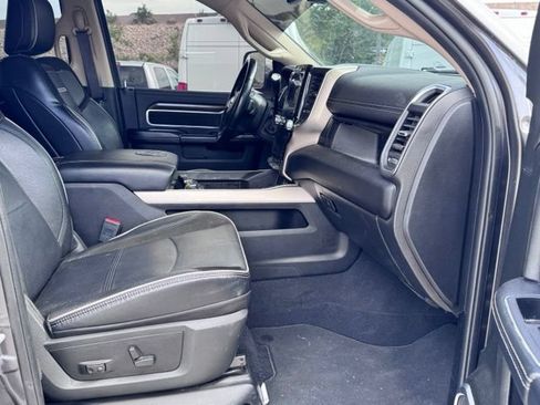 Used 2022 RAM 2500 Laramie AWD/4WD image 12