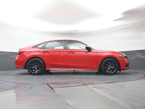 Used 2023 Honda Civic Sport image 30