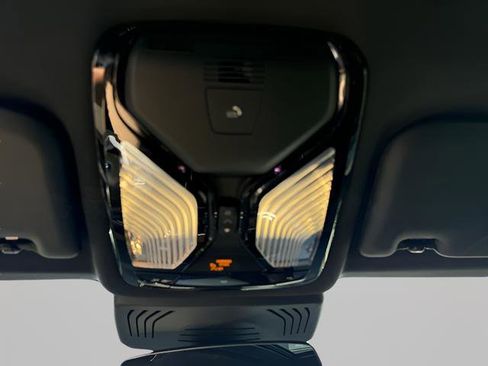 Used 2023 BMW X3 xDrive30i w/ Premium Package image 21