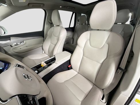 Certified 2023 Volvo XC90 B5 Plus w/ Protection Package AWD/4WD image 20