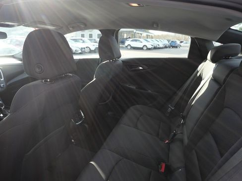 Used 2022 Chevrolet Malibu LT image 24