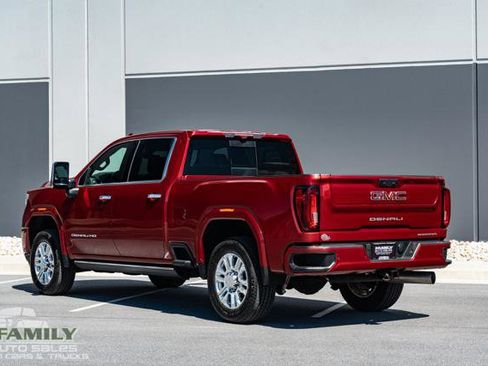 Used 2023 GMC Sierra 2500 Denali w/ Denali Ultimate Package AWD/4WD image 6