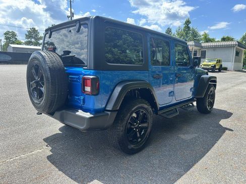 Used 2022 Jeep Wrangler Unlimited Sport AWD/4WD image 5