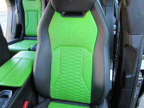 Used 2022 Lamborghini Urus image 15