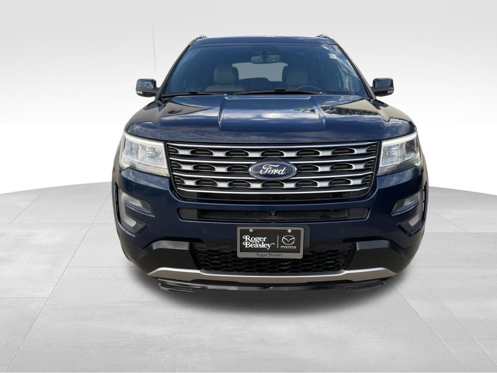 Used 2017 Ford Explorer Limited FWD image 2