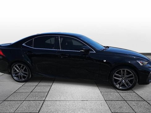 Used 2019 Lexus IS 300 F Sport AWD/4WD image 4