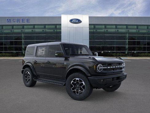 New 2025 Ford Bronco Outer Banks image 7