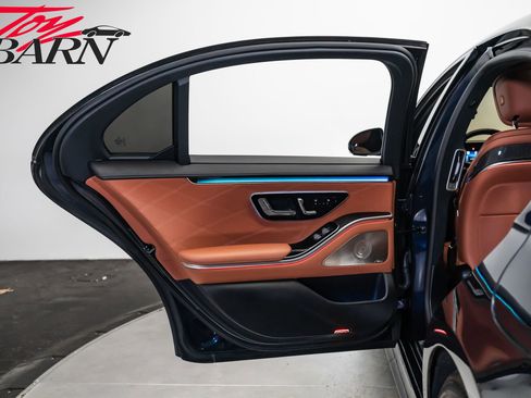 Used 2024 Mercedes-Benz S 63 AMG S image 51