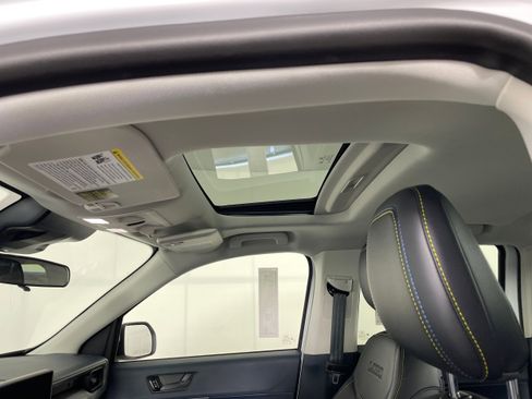 New 2025 Ford Maverick Lobo image 14