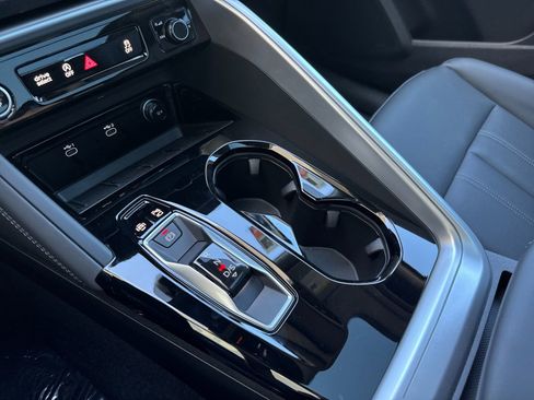 New 2025 Audi Q5 Premium image 19