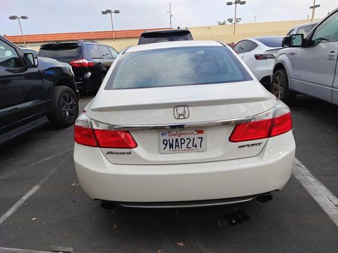 Used 2013 Honda Accord Sport image 3