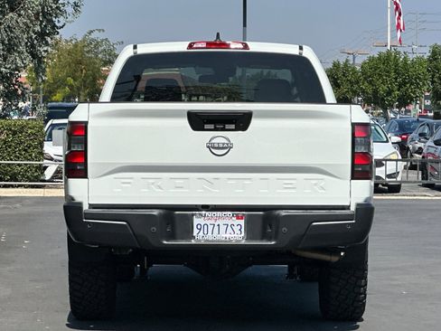 Used 2023 Nissan Frontier S w/ Technology Package image 5