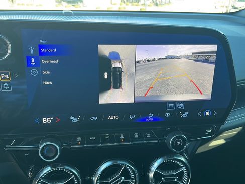 Used 2024 Chevrolet Blazer EV LT image 22