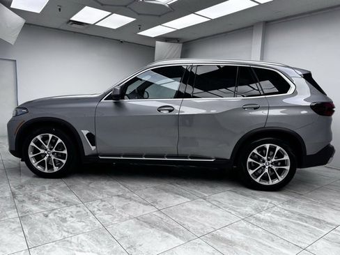 Used 2024 BMW X5 xDrive40i image 10