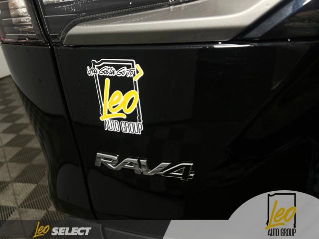 Used 2025 Toyota RAV4 Limited w/ Weather Package AWD/4WD image 10